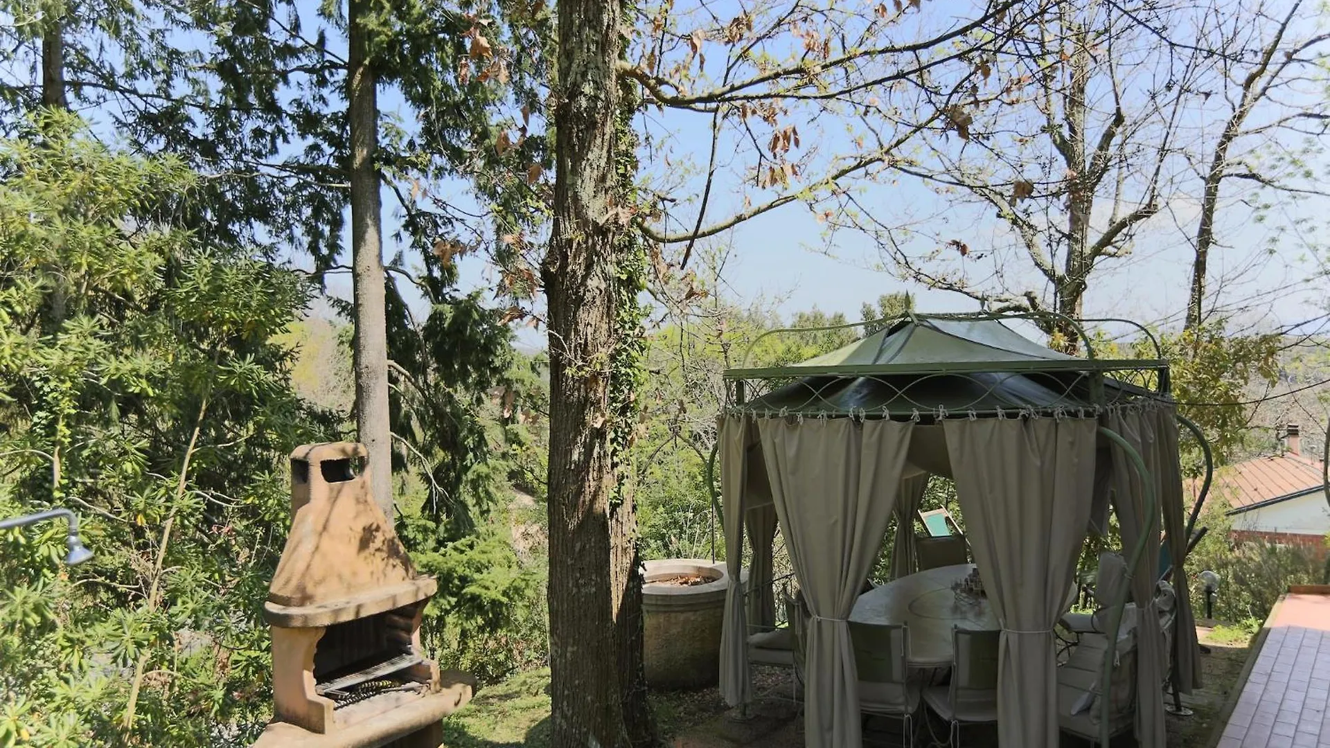 Huge Holiday Home In Marina Di Castagneto Carducci Near Sea Donoratico
