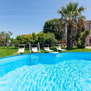 Casa vacanze Hostly - - Only For Families, Donoratico