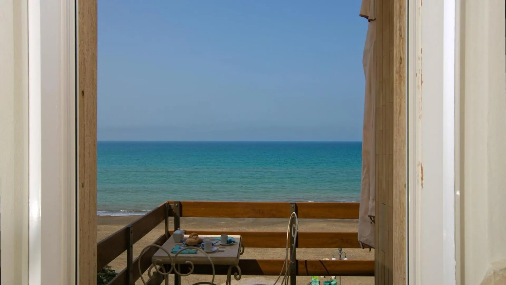 Huge Holiday Home In Marina Di Castagneto Carducci Near Sea Donoratico