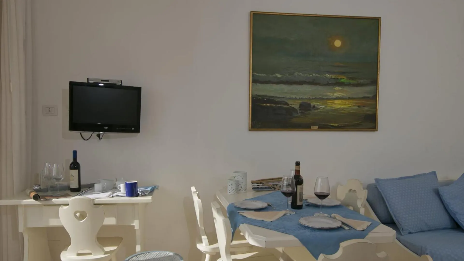 Huge Holiday Home In Marina Di Castagneto Carducci Near Sea Donoratico