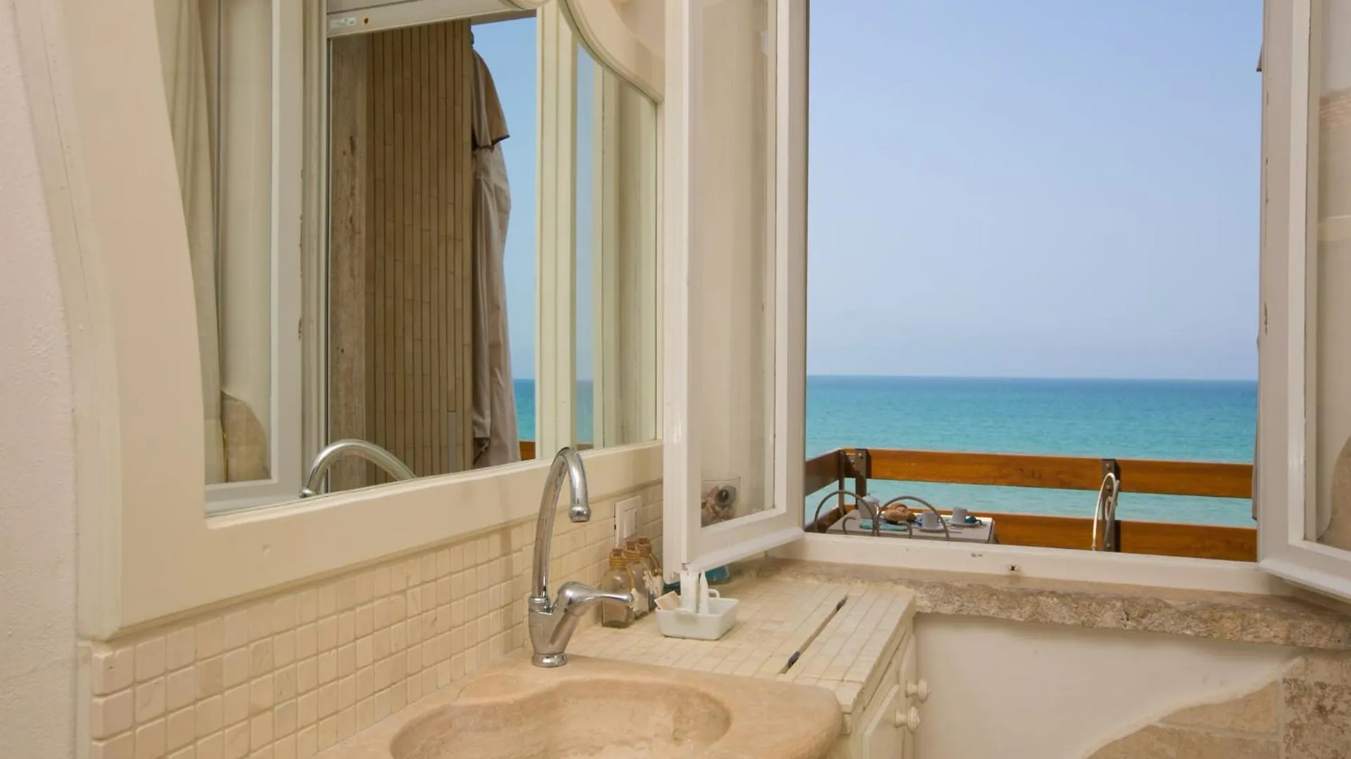 Huge Holiday Home In Marina Di Castagneto Carducci Near Sea Donoratico