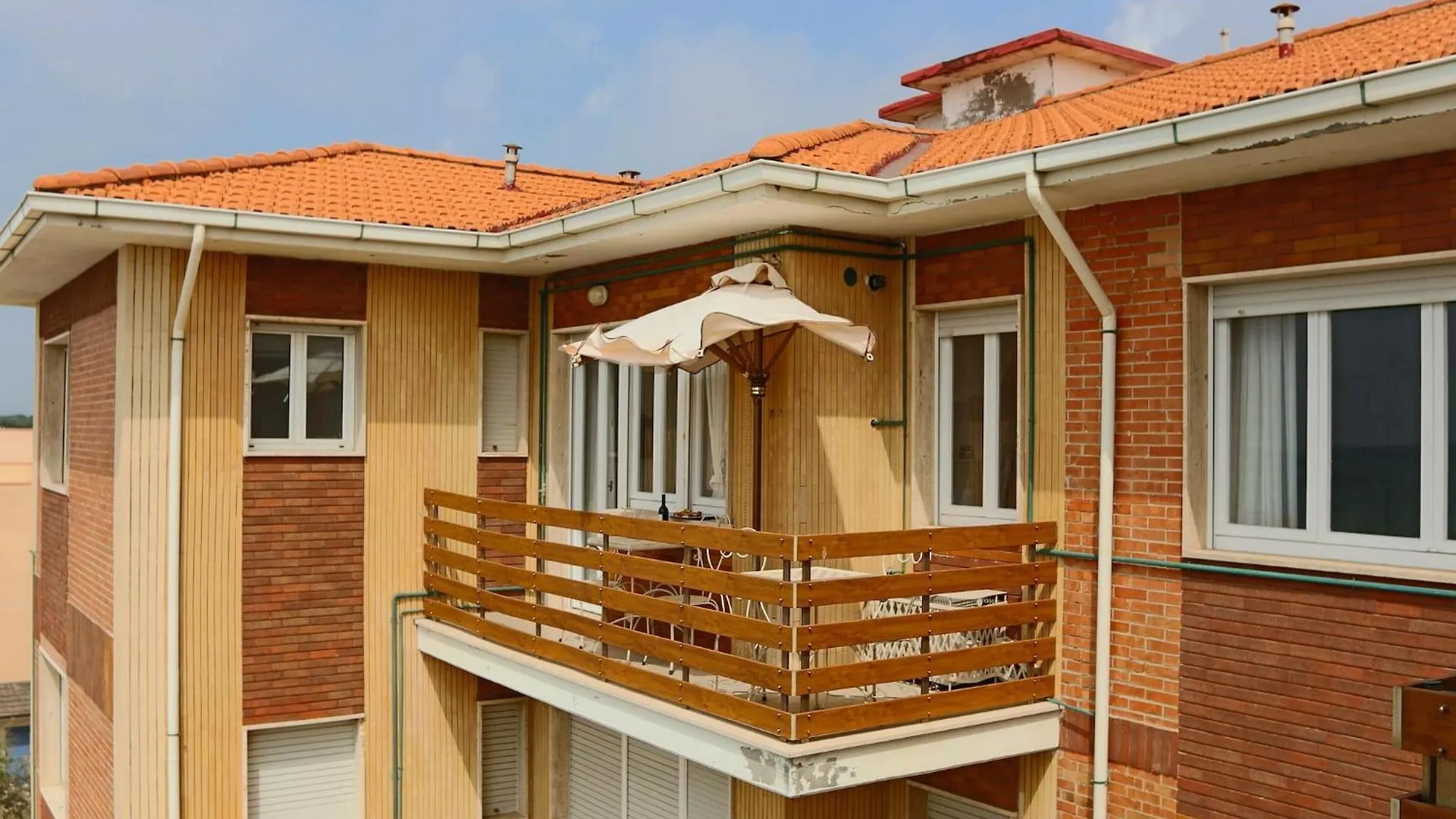 Huge Holiday Home In Marina Di Castagneto Carducci Near Sea Donoratico