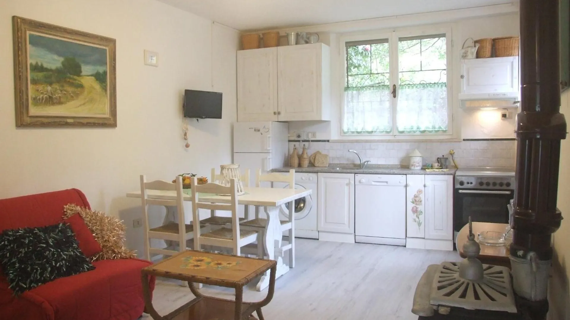 Huge Holiday Home In Marina Di Castagneto Carducci Near Sea Donoratico